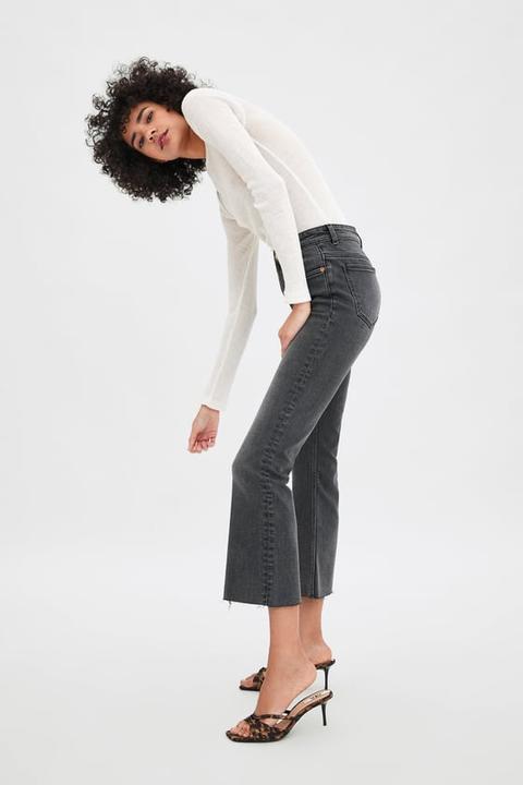 cometer uvas Inspección Jeans Hi Rise Mini Flare de Zara en 21 Buttons