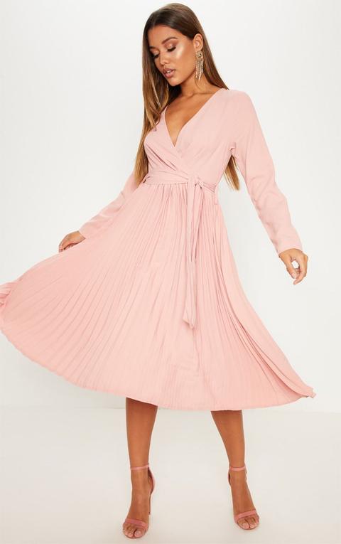 Robe Vieux Rose Mi Longue Plissee A Manches Longues Rose From Prettylittlething On 21 Buttons