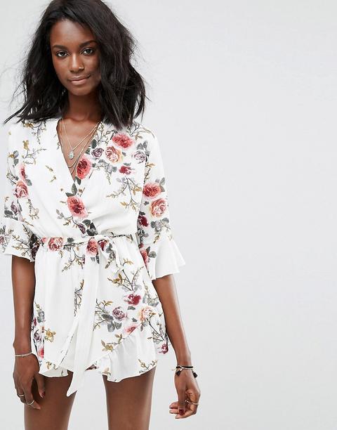 Mono Corto Con Cintura Anudada Y Estampado Floral De Boohoo