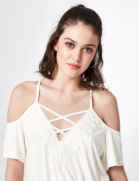 Cream T-shirt With Macramé Detail