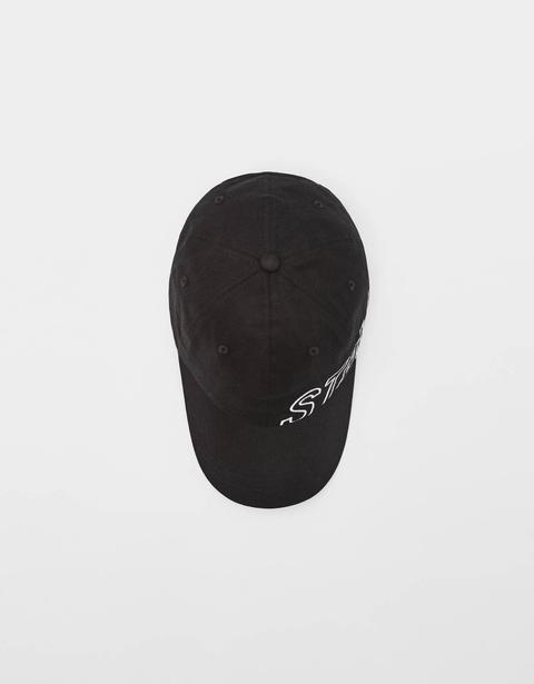 Gorra Con Texto Bordado