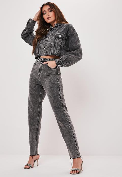 Jean Mom Gris À Ourlet Brut Et Taille Haute