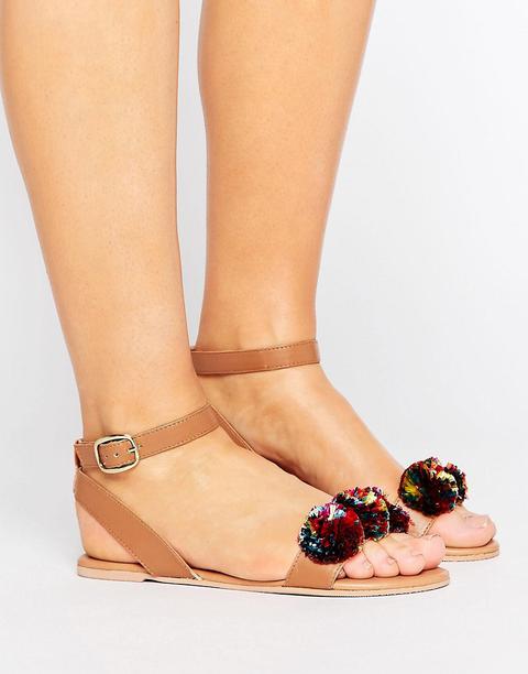 Sandalias Planas De Cuero Con Pompón De Rafia Fanatic De Asos