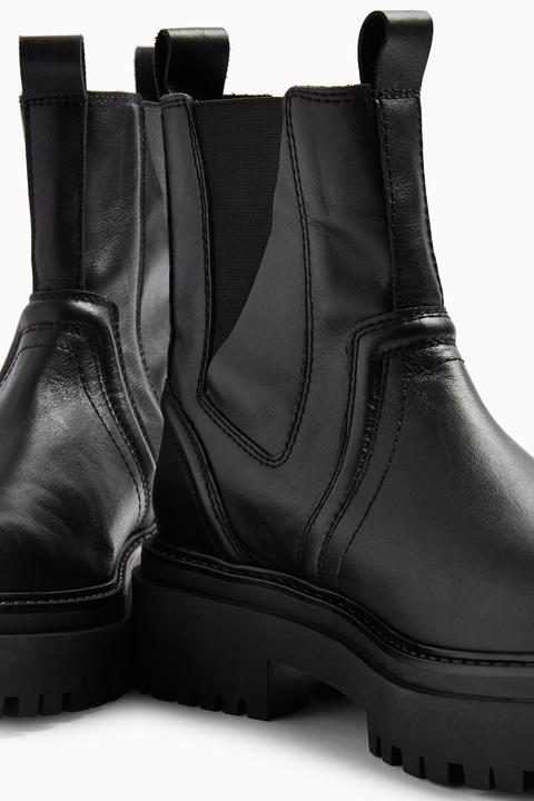 black leather heeled chelsea boots womens