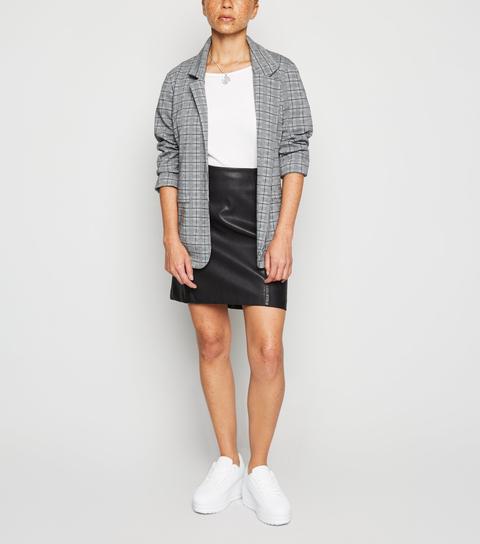 Petite Black Leather-look Mini Skirt New Look