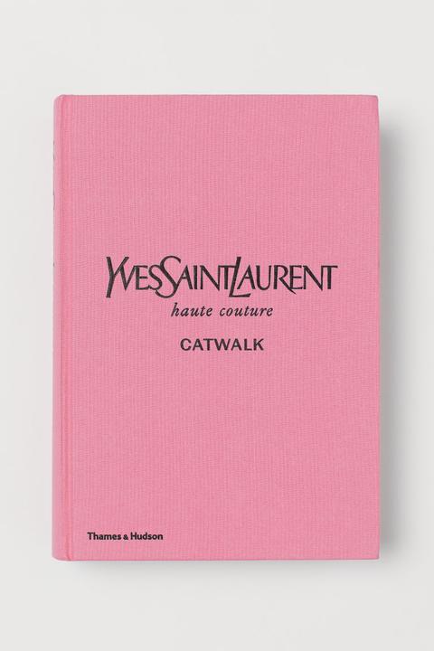 Yves Saint Laurent Catwalk - Rosa