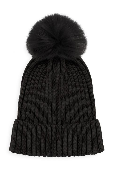 Gorro Negro Con Pompón De Pelo Sintético