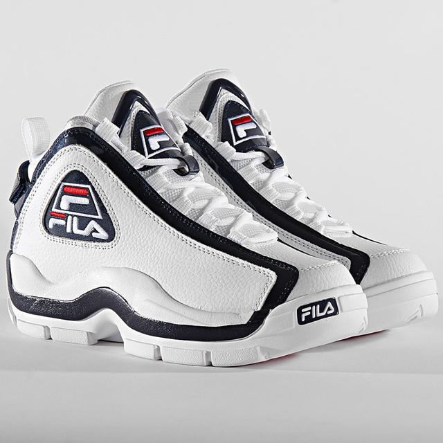 Floyd Puff Jacket from Fila on 21 Buttons White Fila Grant Hill sneakers 1010788