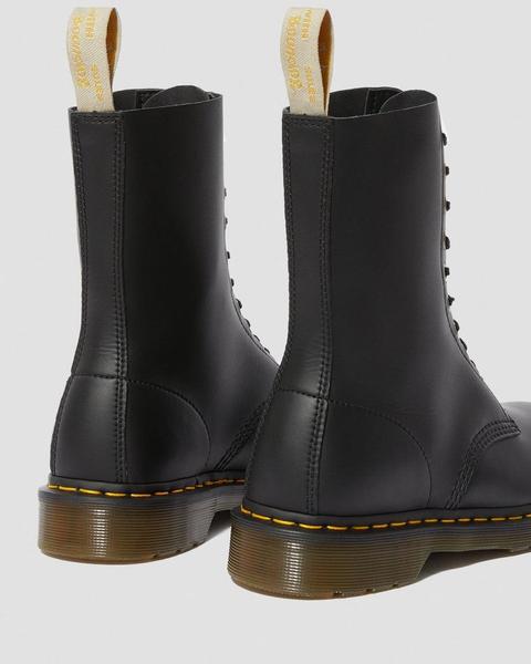 dr martens vegan 1490 felix rub off