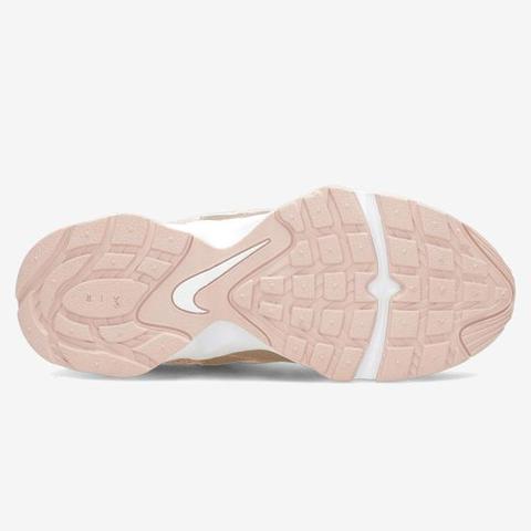 Nike Air Heights from Sprinter on 21 Buttons