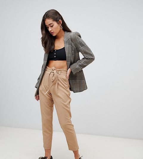 Pantalones Tapered Con Lazo En La Cintura En Camel De New Look-gris