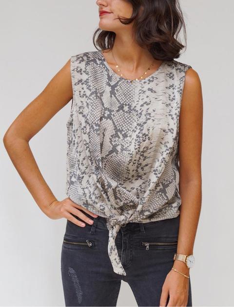 Top Gris Estampado Serpiente