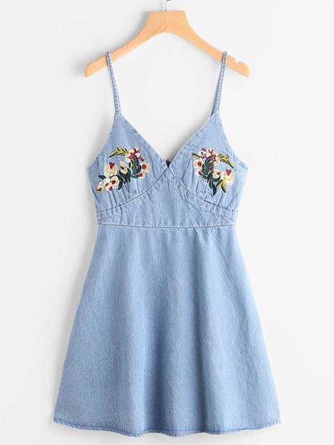 Vestido De Tirante Bordada En Denim
