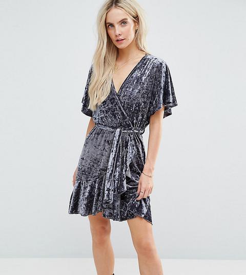 Glamorous Petite - Vestito A Portafoglio In Velluto Stropicciato - Grigio