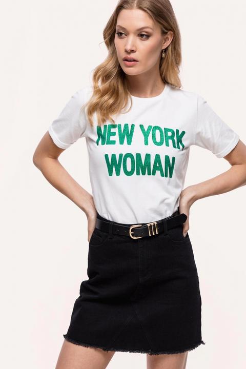 New York Woman - White