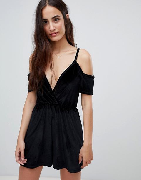 Asos Design - Tuta Corta A Canotta In Velluto Con Spalle Scoperte - Nero