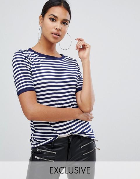 Esclusivo Boohoo - T-shirt Basic A Righe Con Colletto A Contrasto - Navy