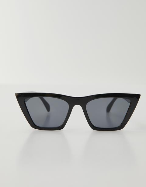 Gafa Cat Eye Frame Estrecho (todas) from Pull and Bear on 21 Buttons