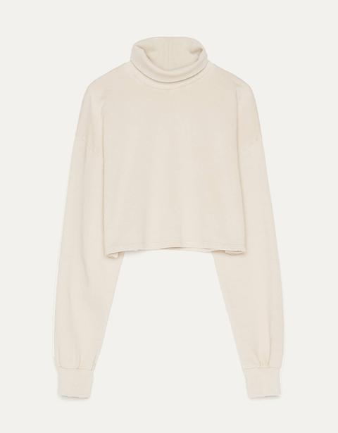 Cropped High Neck Sweatshirt from Bershka on 21 Buttons