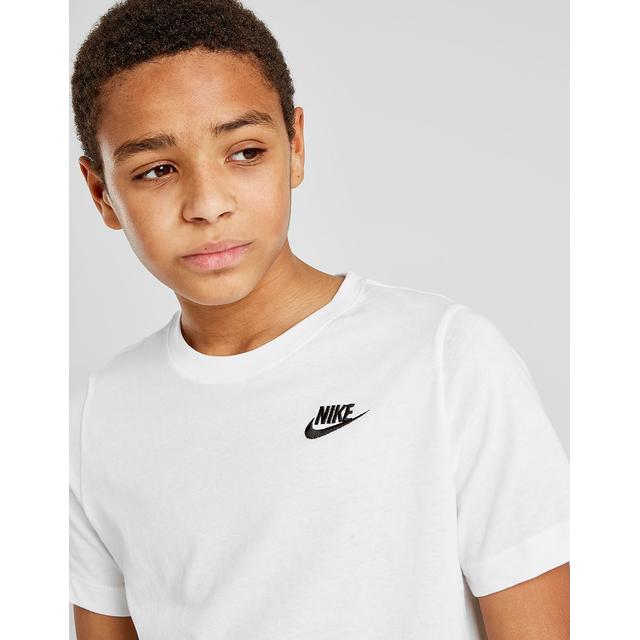 nike small logo t shirt