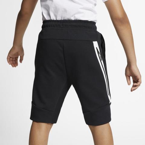 short nike sportswear tech fleece