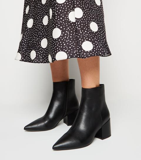 black point ankle boot