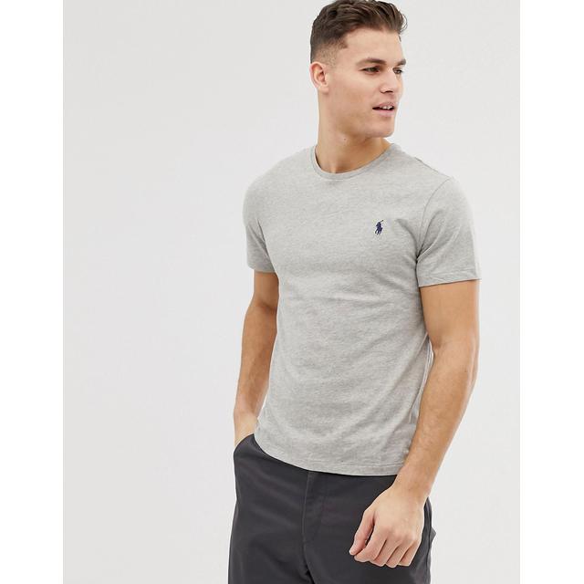 grey crew neck t shirt