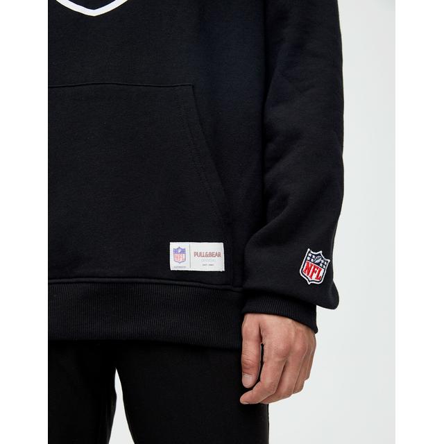 Felpa Raiders Nfl from Pull and Bear on 21 Buttons