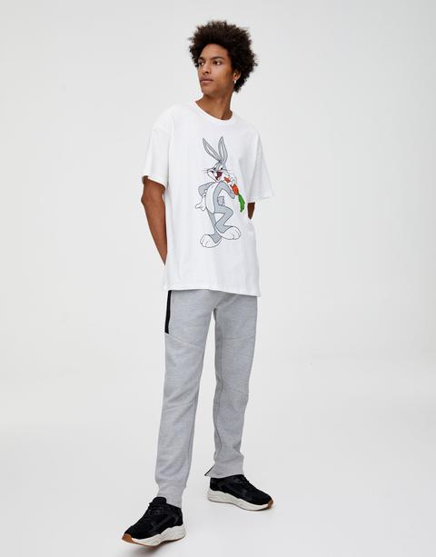 Camiseta bugs bunny pull and bear hot sale