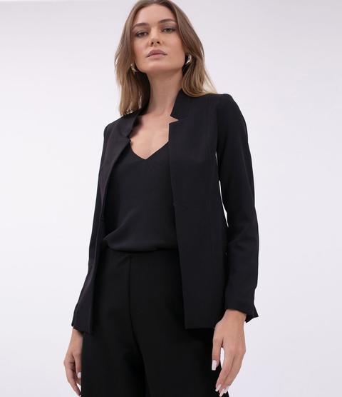 Blazer Em Alfaiataria Com Detalhe De Tachas Na Lateral