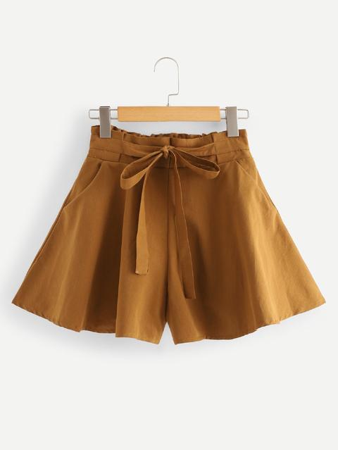 Pantaloncini Con Orlo In Peplo Intorno Alla Vita E Fiocco