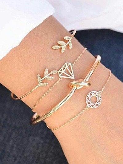 Set Di Bracciali In Lega Gold