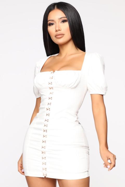 Fashion nova white 2025 dress long sleeve