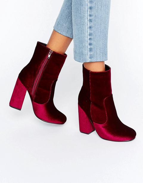 Botines De Tacón En Terciopelo De Boohoo