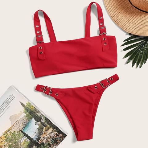 Bikini De Pierna Alta Con Hebilla De Ojal