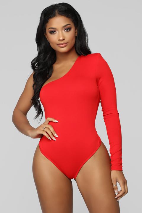 red one shoulder bodysuit