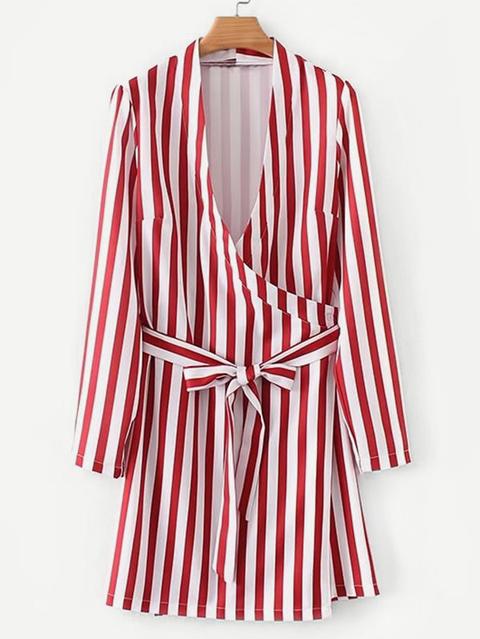 Vestido De Rayas Con Cinturón