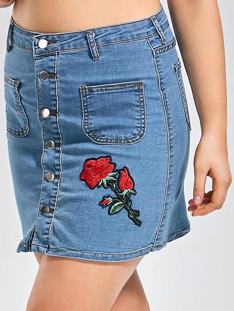 Plus Size Buttons Rosa Patch Denim Gonna