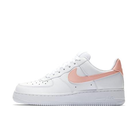Nike Air Force 1'07 Patent Damenschuh - Weiß