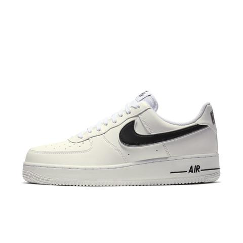 Nike Air Force 1'07 Herrenschuh - Weiß