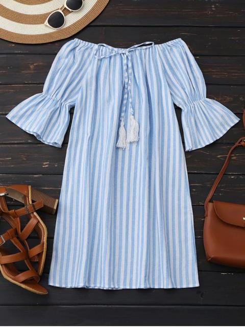 Vestido A Rayas Con Cordones Con Hombros Al Aire