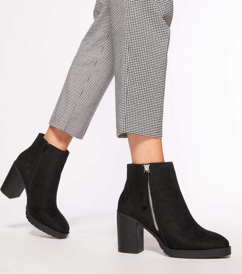Black Leather-Look Chunky Block Heel Chelsea Boots | New Look