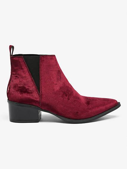levi gaia boots