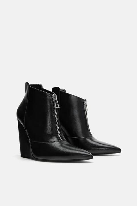 Zip-up Wedge Ankle Boots