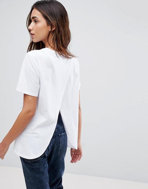 Asos Design - T-shirt Con Incrocio Sul Retro - Bianco