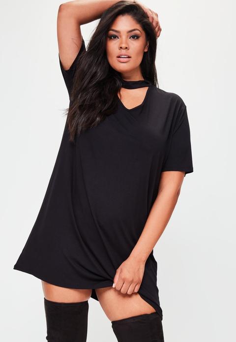 Plus Size Choker Neck T-shirt Black from Missguided on 21 Buttons