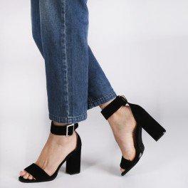 Marlo Buckle High Heels In Black Faux Suede