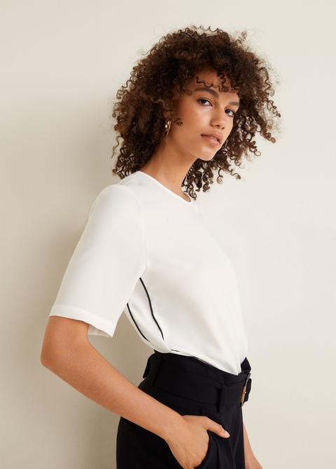 Blusa Ribetes Contraste