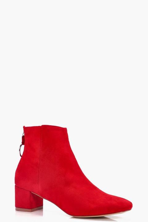 O Ring Pull Chelsea Ankle Boots