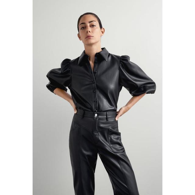 Camisa Efecto Piel de Zara en 21 Buttons